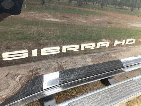 New 2026 GMC Sierra 2500 SLT w/ SLT Premium Package image 11