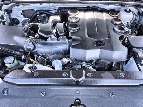 Used 2023 Toyota 4Runner SR5 image 15