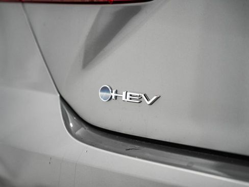 New 2026 Toyota Camry SE image 8