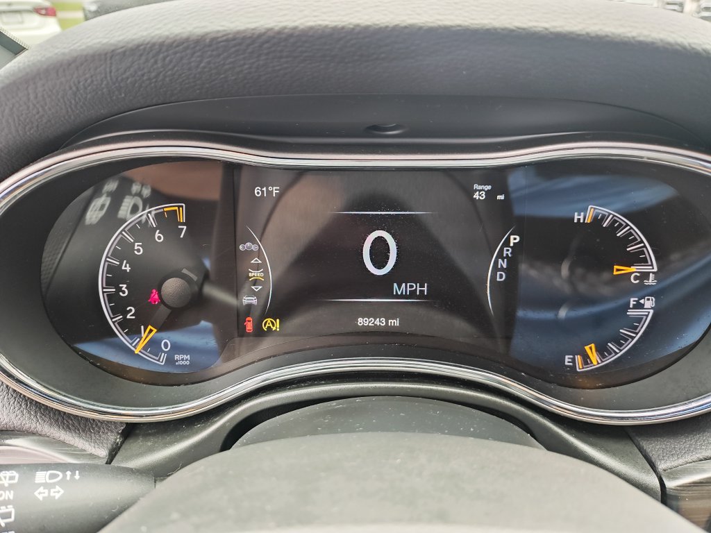Used 2020 Jeep Grand Cherokee Laredo AWD/4WD image 18