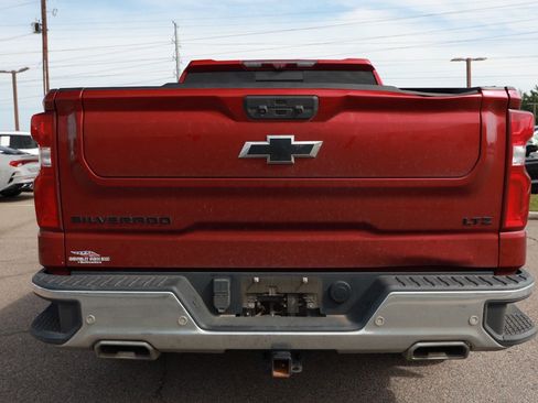 Used 2022 Chevrolet Silverado 1500 LTZ w/ LTZ Premium Package AWD/4WD image 4