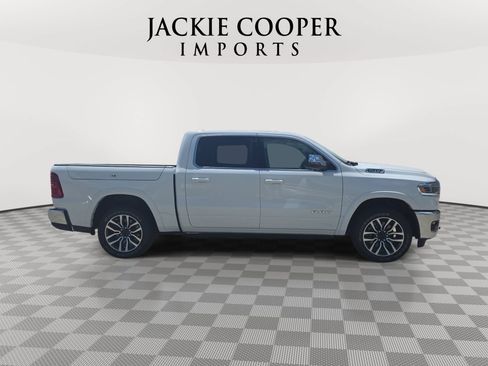 Used 2025 RAM 1500 Limited AWD/4WD image 4