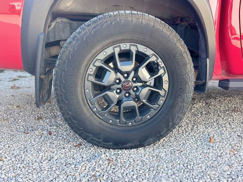 Used 2023 Nissan Frontier PRO-4X w/ Pro-4X Premium Package image 18