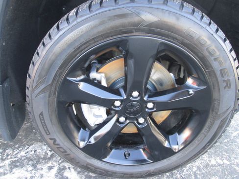 Used 2021 Jeep Grand Cherokee L Laredo image 31