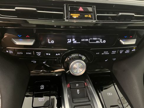 Certified 2024 Acura MDX SH-AWD image 21