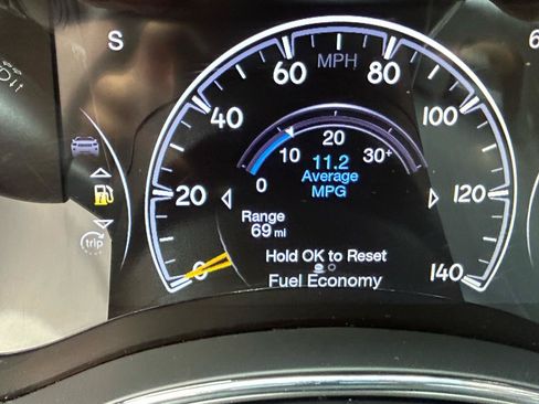 Used 2018 Jeep Grand Cherokee Laredo AWD/4WD image 21