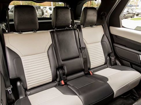 Certified 2023 Land Rover Discovery S R-Dynamic AWD/4WD image 32
