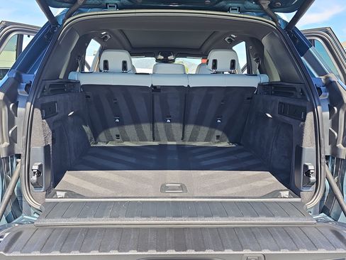Used 2025 BMW X5 sDrive40i w/ Executive Package image 12