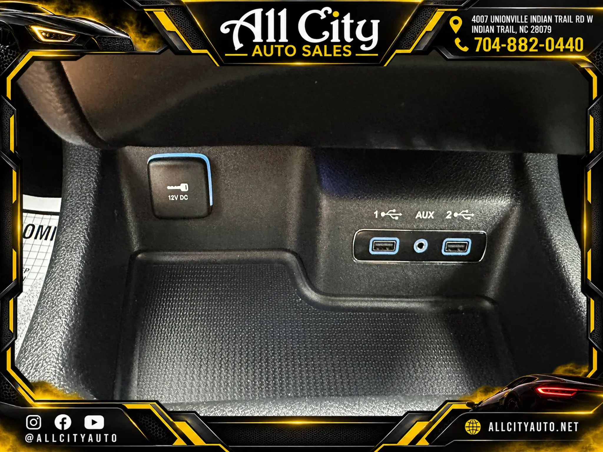 Used 2020 Dodge Durango GT w/ Blacktop Package RWD image 26
