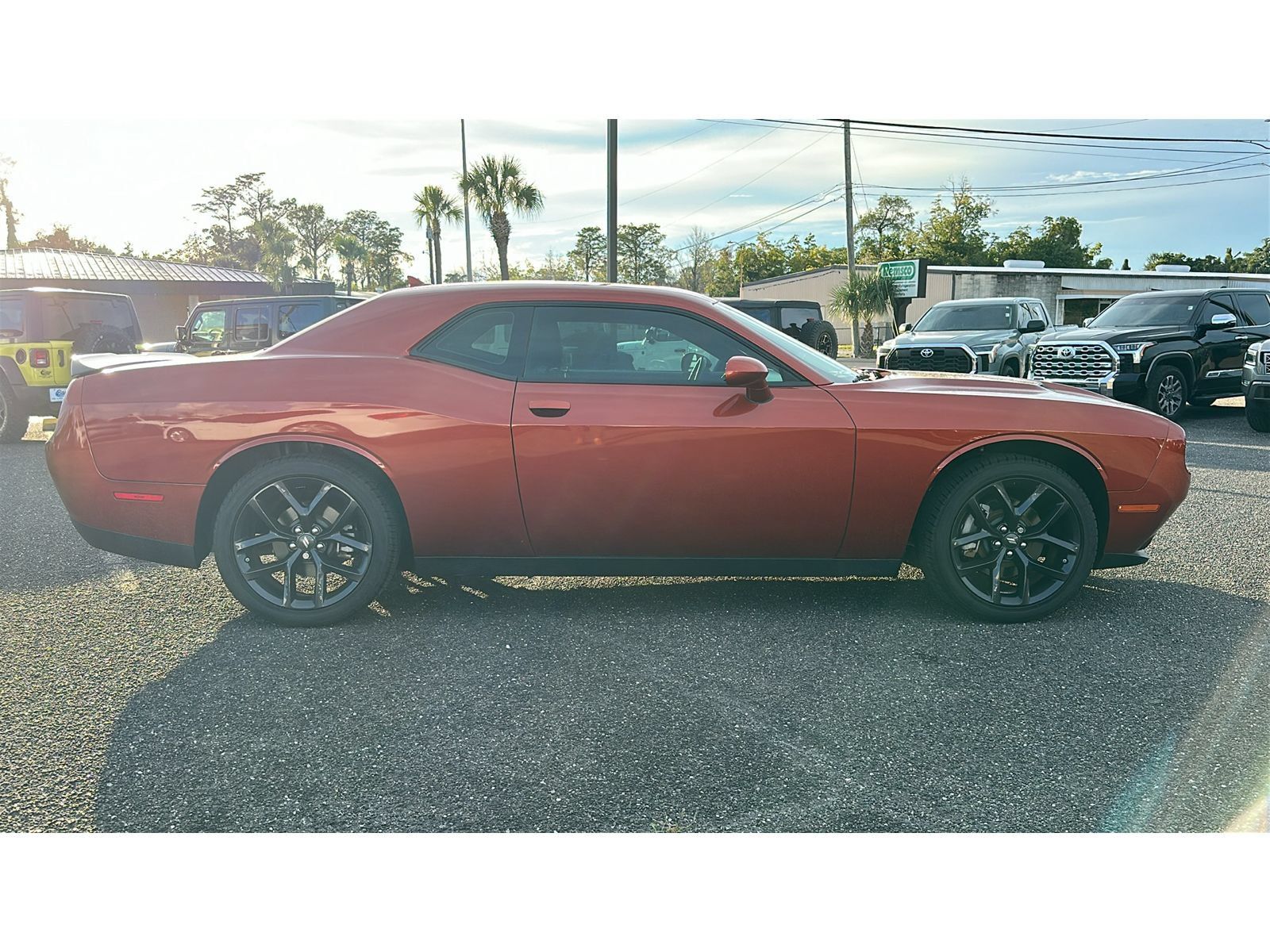 Used 2023 Dodge Challenger SXT w/ Plus Package RWD image 7