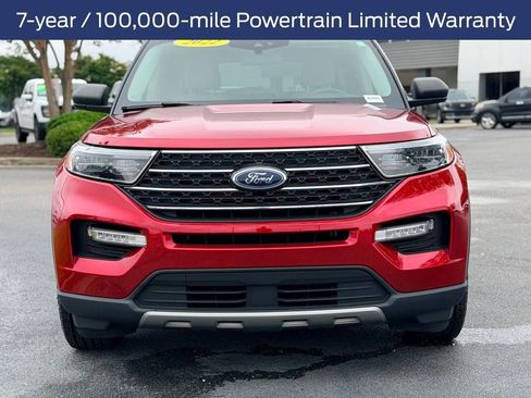Certified 2022 Ford Explorer XLT w/ Equipment Group 202A RWD image 4