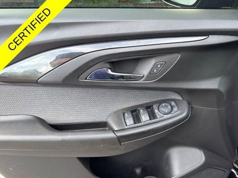 Used 2023 Chevrolet TrailBlazer LT AWD/4WD image 9