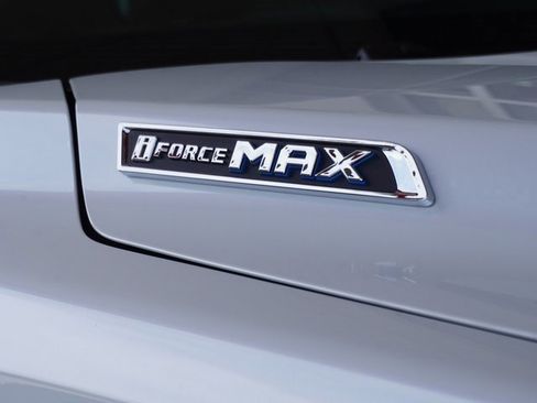 New 2025 Toyota Tundra Limited image 4