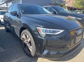 Certified 2022 Audi e-tron Premium w/ Convenience Plus Package image 1