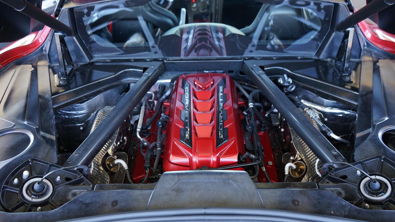 Used 2021 Chevrolet Corvette Stingray Preferred Cpe w/ Z51 Performance Package RWD image 20