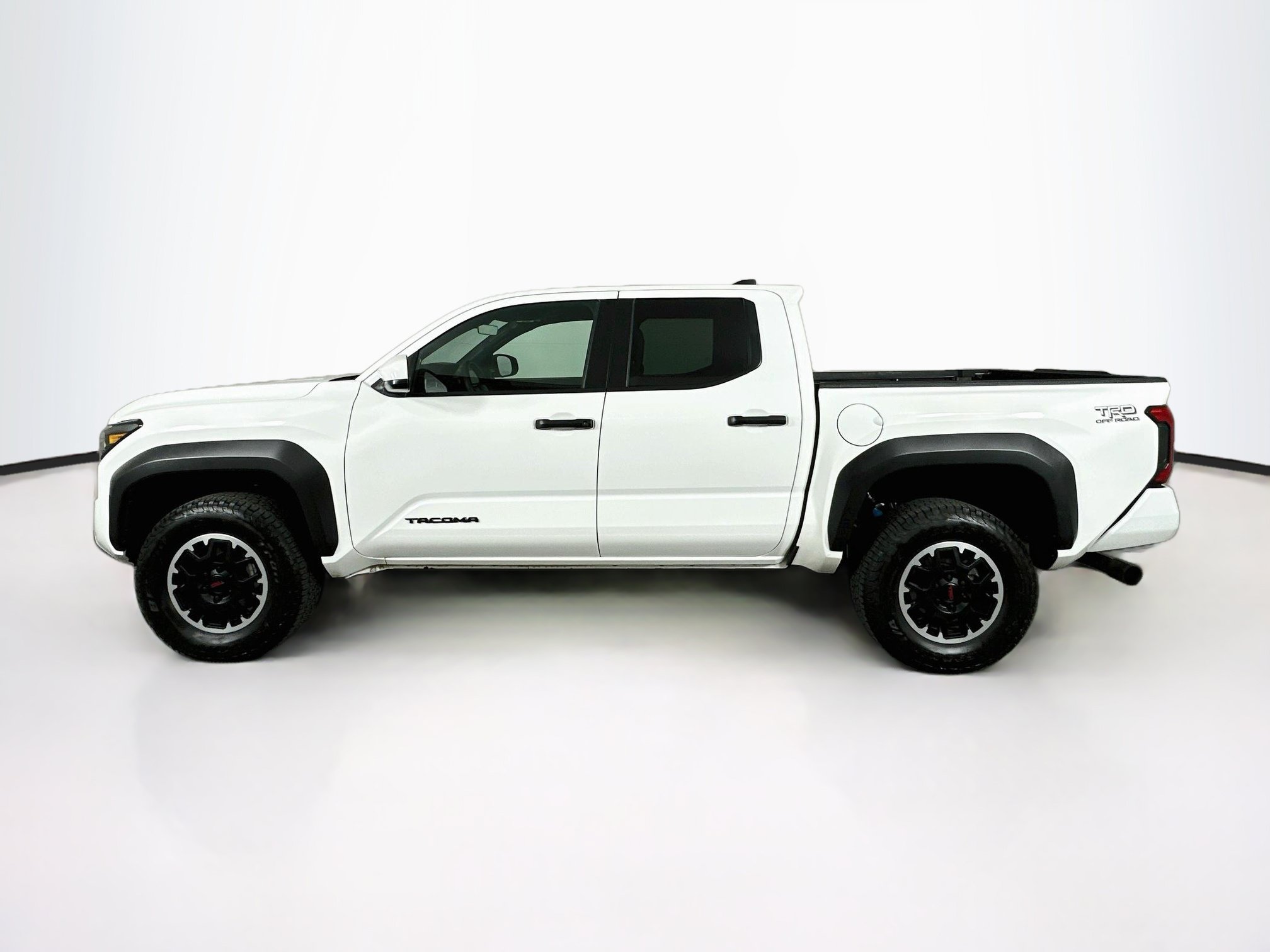 Used 2026 Toyota Tacoma TRD Off-Road AWD/4WD image 4