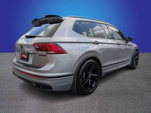 Used 2023 Volkswagen Tiguan SE R-Line FWD image 5
