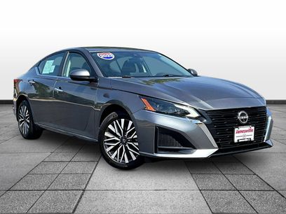 Certified 2023 Nissan Altima 2.5 SV w/ SV Premium Package