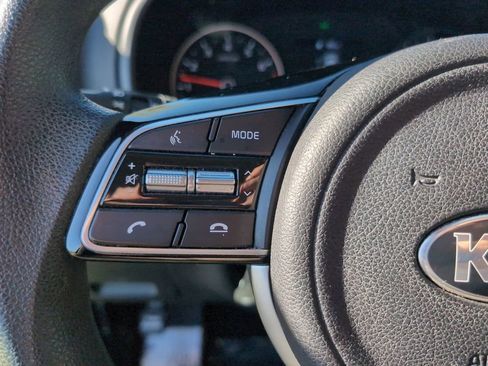 Certified 2020 Kia Sportage LX image 32