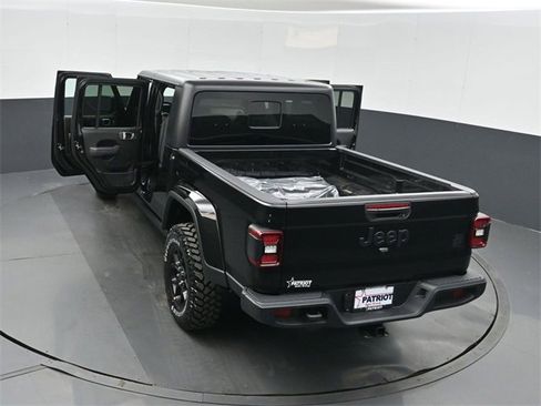 New 2026 Jeep Gladiator Willys image 50