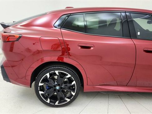 Used 2025 BMW X2 M35i image 12