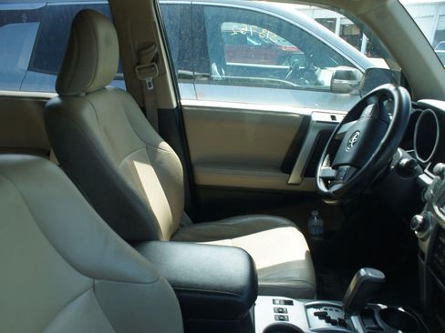 Used 2013 Toyota 4Runner Limited RWD image 5