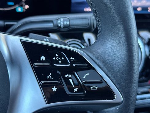 Certified 2025 Mercedes-Benz GLA 250 4MATIC image 27