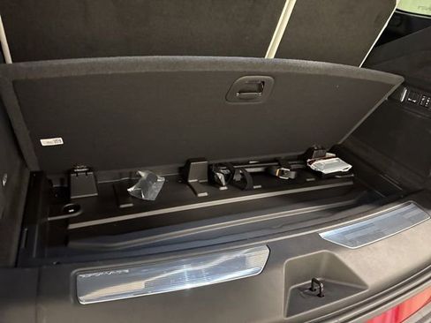 Used 2025 Cadillac Escalade V AWD/4WD image 37