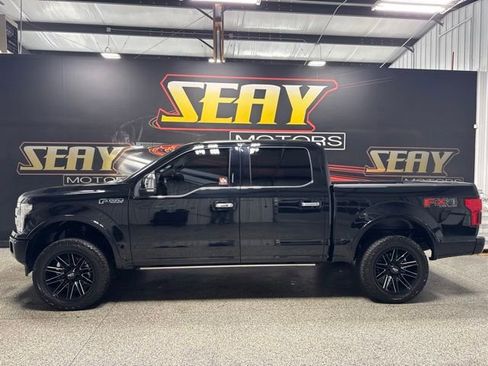 Used 2018 Ford F150 Platinum w/ Equipment Group 701A Luxury AWD/4WD image 3