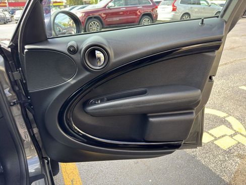 Used 2014 MINI Cooper Countryman S w/ Cold Weather Package image 34