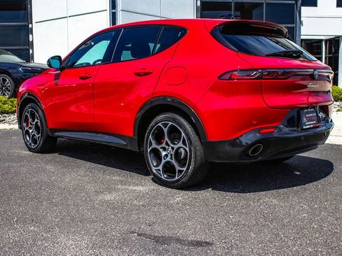 Used 2024 Alfa Romeo Tonale Veloce AWD/4WD image 4