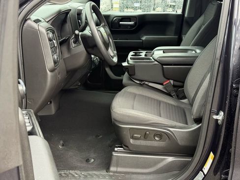 Used 2022 Chevrolet Silverado 1500 Custom image 10