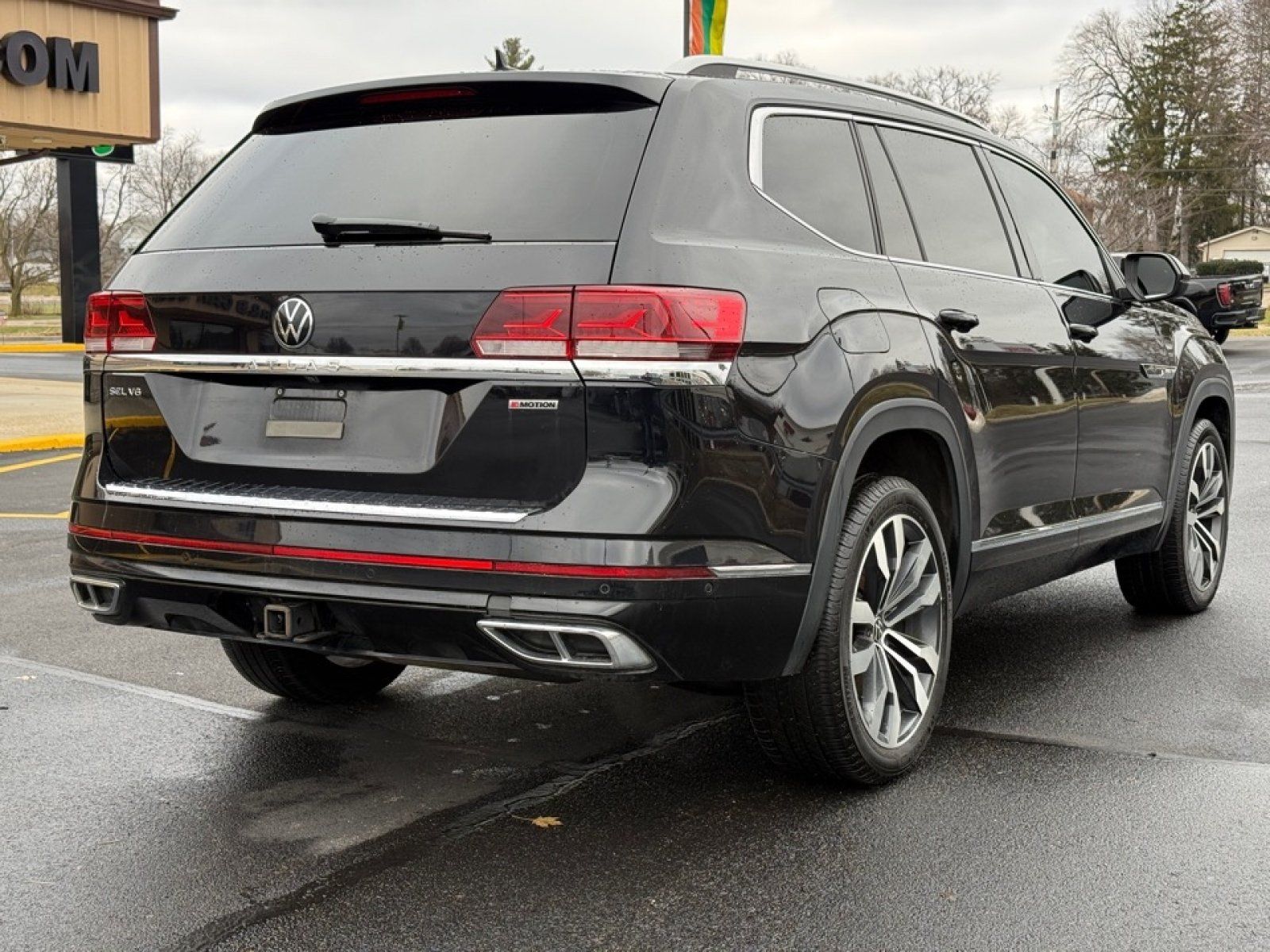 Used 2021 Volkswagen Atlas SEL Premium AWD/4WD image 8