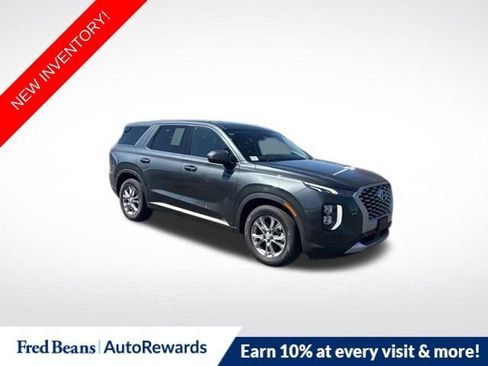 Used 2020 Hyundai Palisade SE image 1