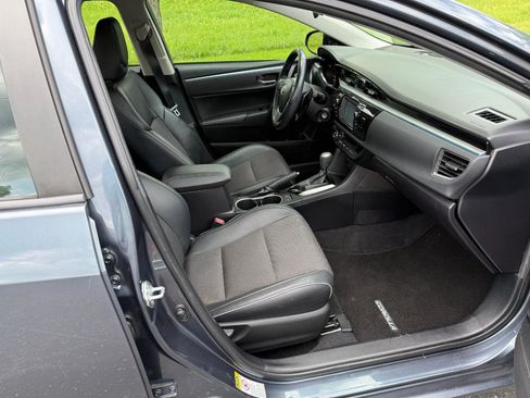 Used 2015 Toyota Corolla S image 24