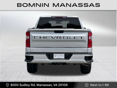 Used 2020 Chevrolet Silverado 1500 Custom w/ Custom Value Package image 5