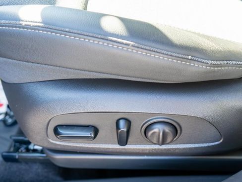 Used 2022 Buick Encore GX Select w/ Sport Touring Package image 20