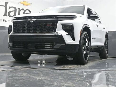 Used 2024 Chevrolet Traverse RS w/ LPO, Floor Liner Package image 56