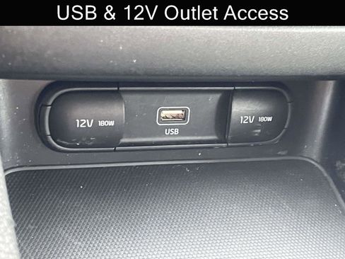Used 2022 Kia Forte LXS w/ LXS Technology Package FWD image 19