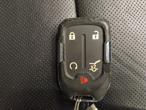 Used 2020 GMC Acadia SLT w/ LPO, Floor Liner Package AWD/4WD image 32