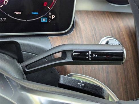 Certified 2025 Mercedes-Benz C 300 Sedan image 15