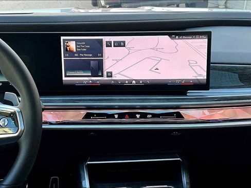 Used 2025 BMW 760i xDrive 760i xDrive w/ Executive Package image 11