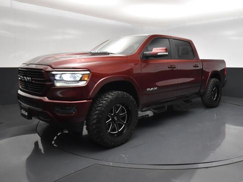 Used 2020 RAM 1500 Laramie w/ Sport Appearance Package AWD/4WD image 2