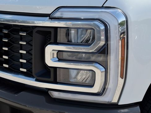 New 2026 Ford F350 King Ranch w/ FX4 Off-Road Package AWD/4WD image 27