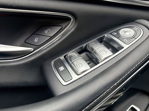 Used 2019 Mercedes-Benz S 560 4MATIC Sedan image 15
