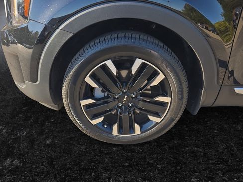 Used 2024 Kia Telluride SX image 9