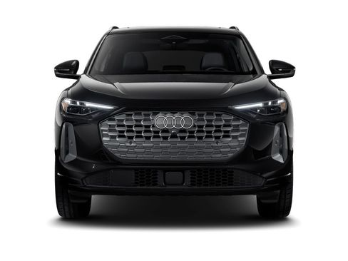 Certified 2025 Audi Q5 Premium w/ Premium Plus AWD/4WD image 4