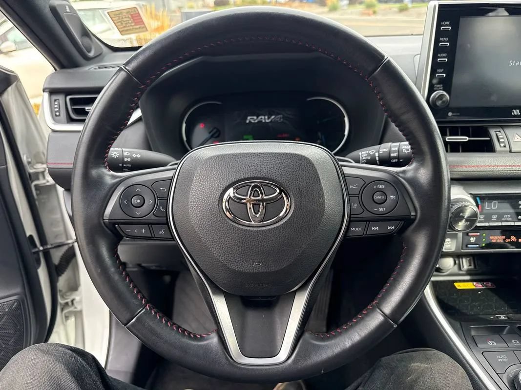 Used 2022 Toyota RAV4 XSE w/ Premium Package AWD/4WD image 58