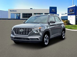 New 2026 Hyundai Venue SEL video 1