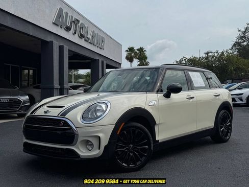 Used 2018 MINI Cooper Clubman S FWD image 1